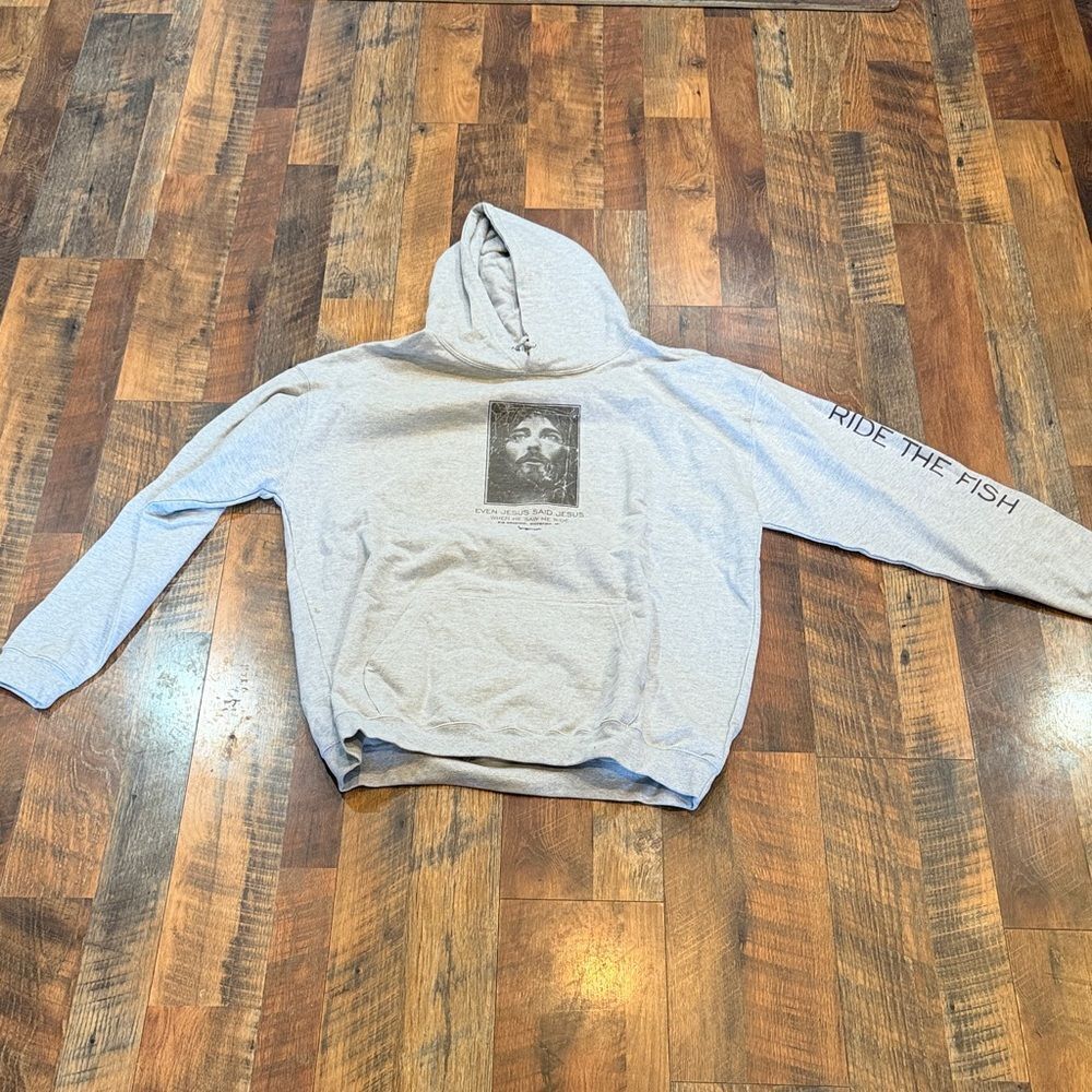 Gray Graphic Hoodie XXL (1760) NWT